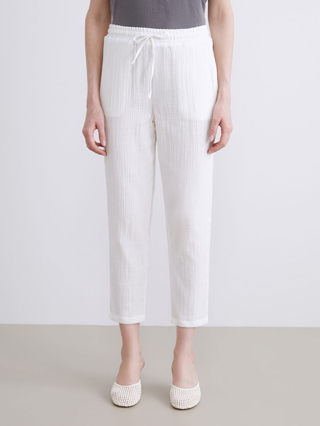 LCWAIKIKI Classic Woman WHITE Trousers -S5PL92Z8-Q6K