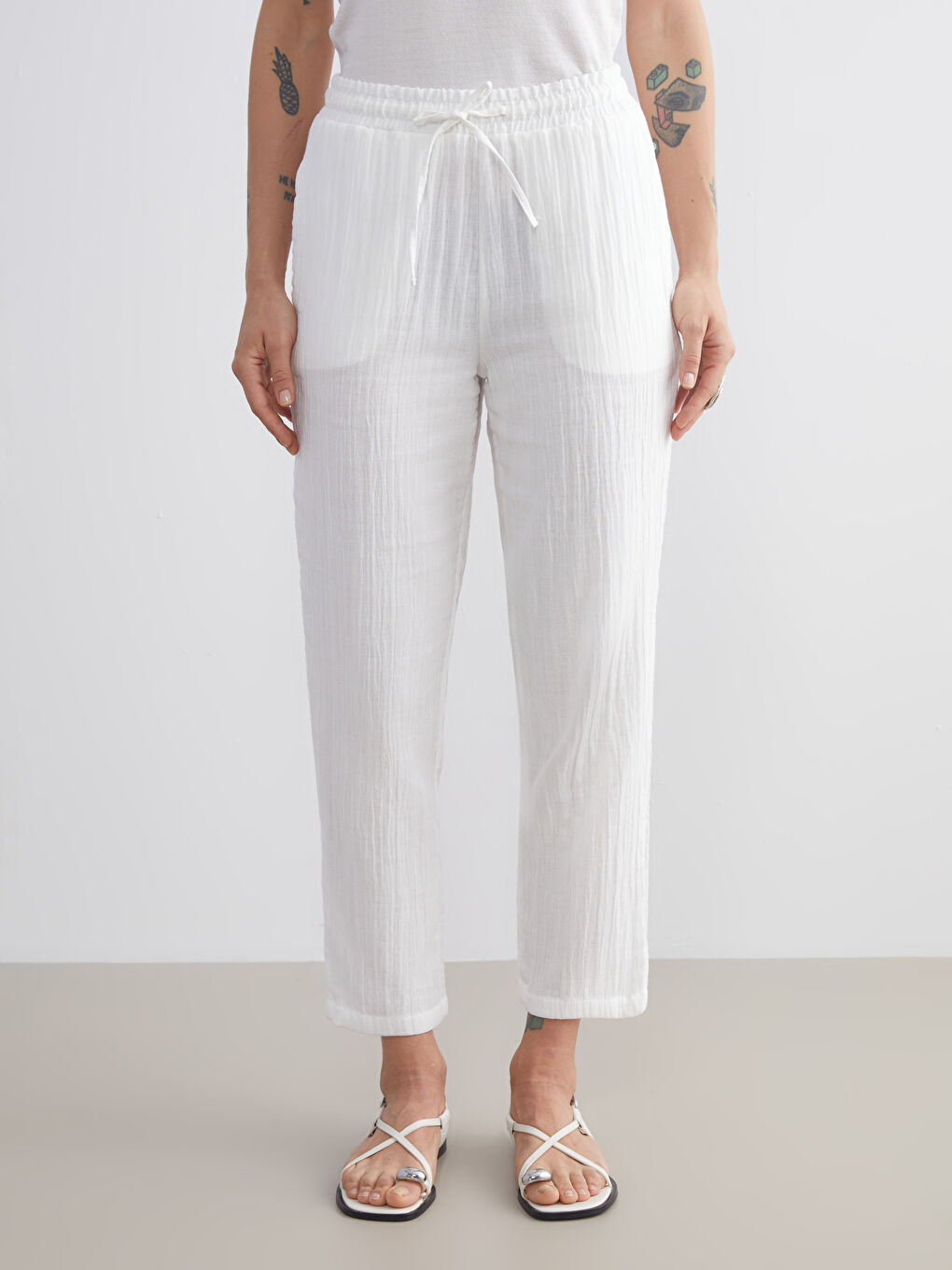 LCWAIKIKI Classic Woman WHITE Trousers -S5PL92Z8-Q6K