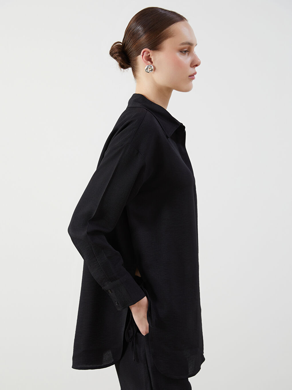LCW Modest Siyah Loose Fit Kadın Gömlek Tunik