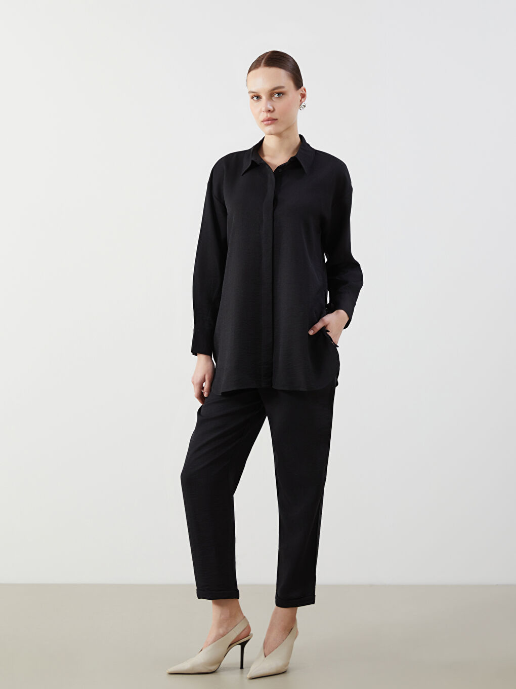 LCW Modest Siyah Loose Fit Kadın Gömlek Tunik - 1