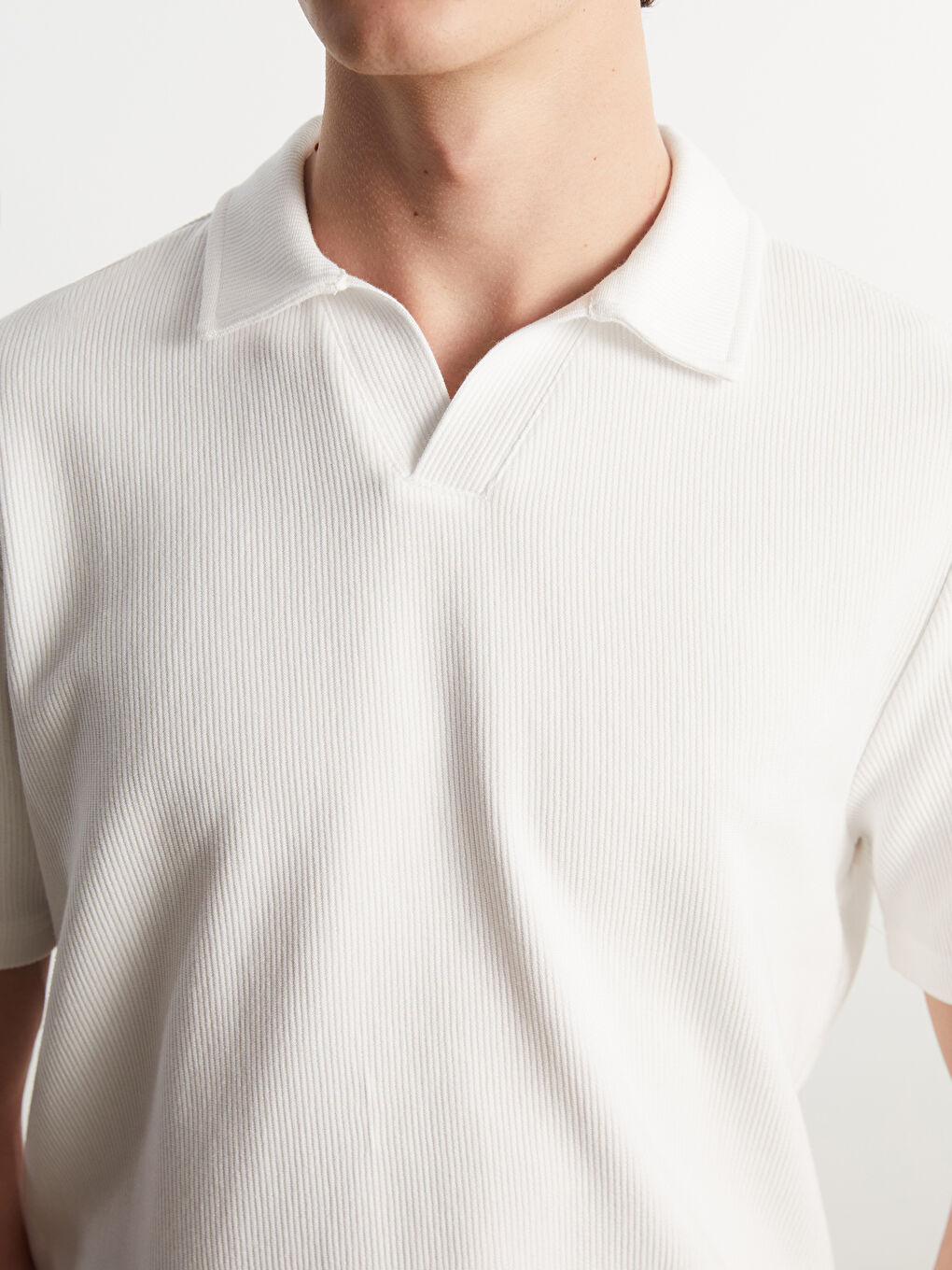 Men's Polo Neck T-Shirt -S5PM41Z8-R9J