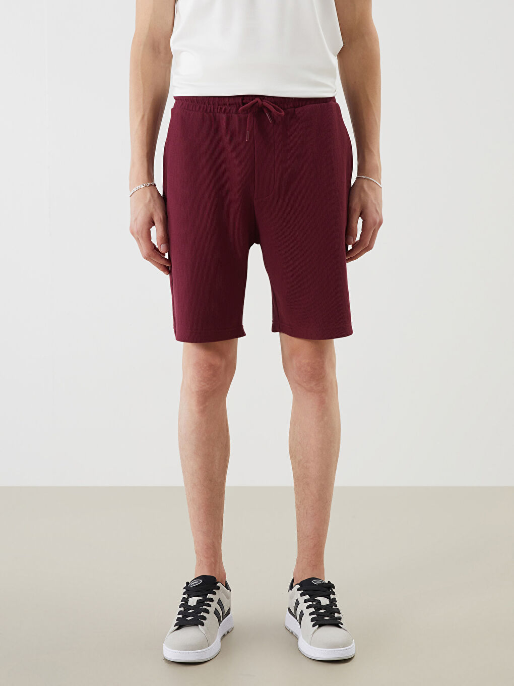 Bordo Standart Kalıp Erkek Şort-1