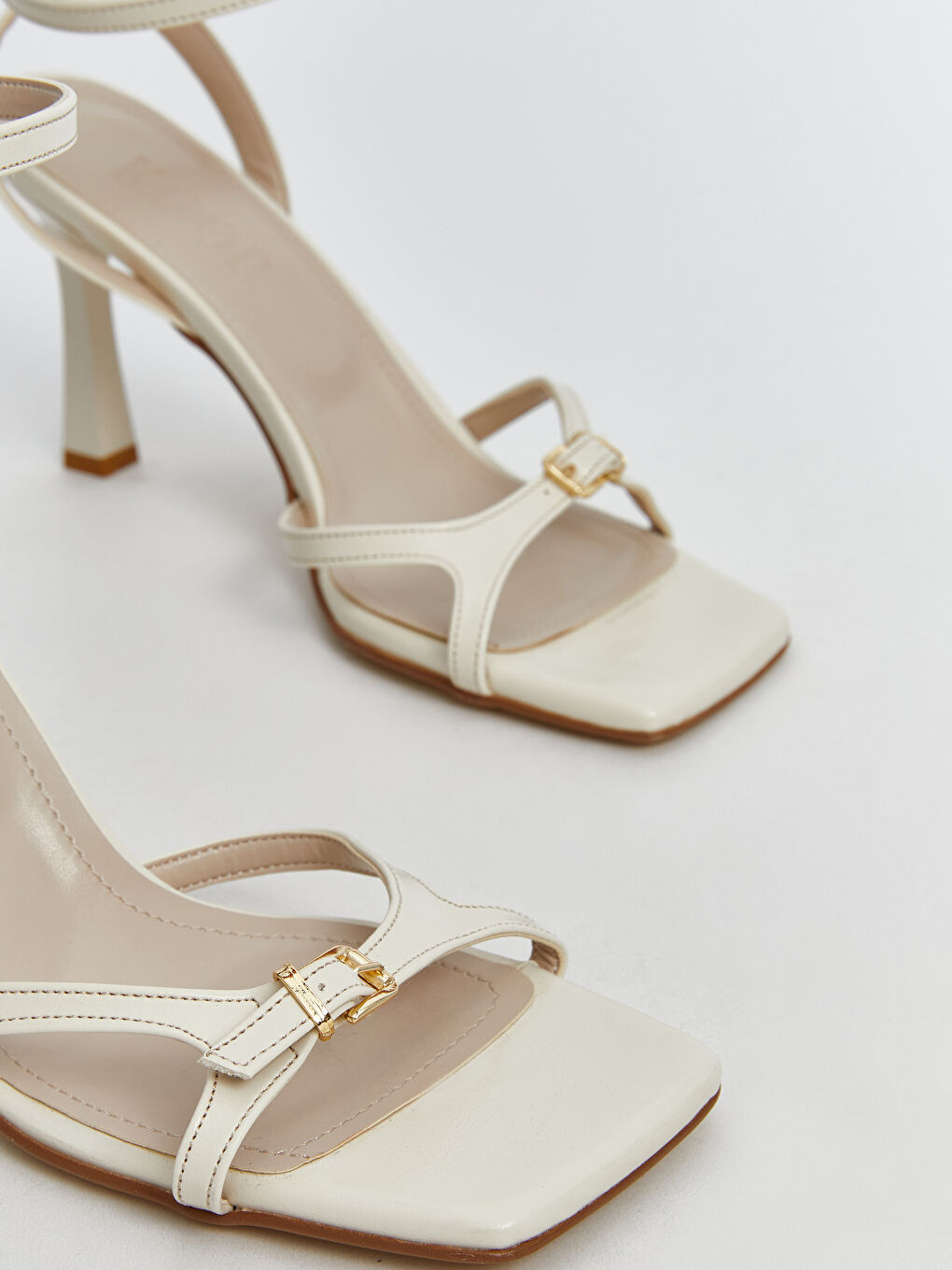 Bej Bilekten Bağlamalı Kadın Topuklu Ayakkabı-2