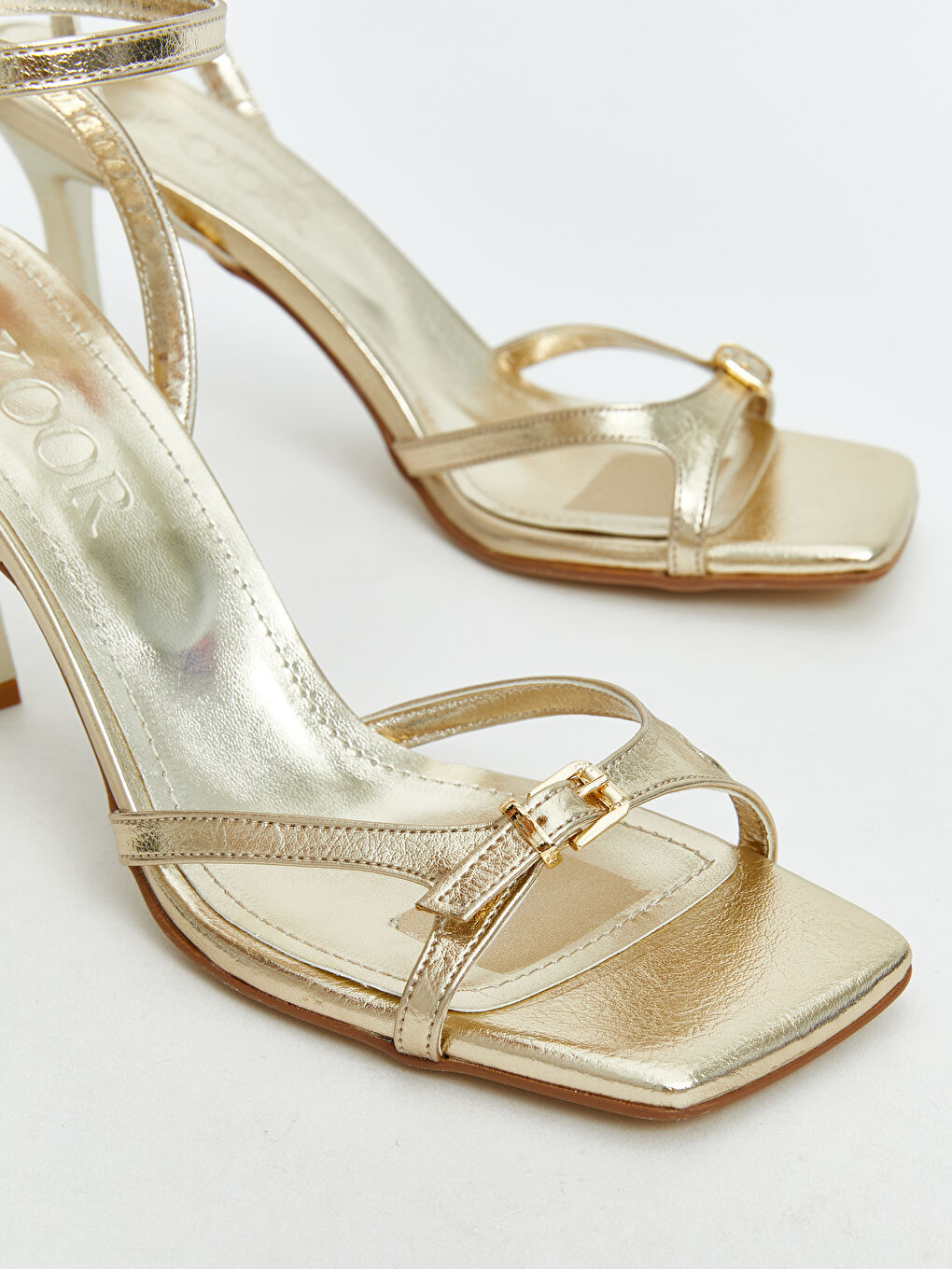 Sarı Bilekten Bağlamalı Kadın Topuklu Ayakkabı-2