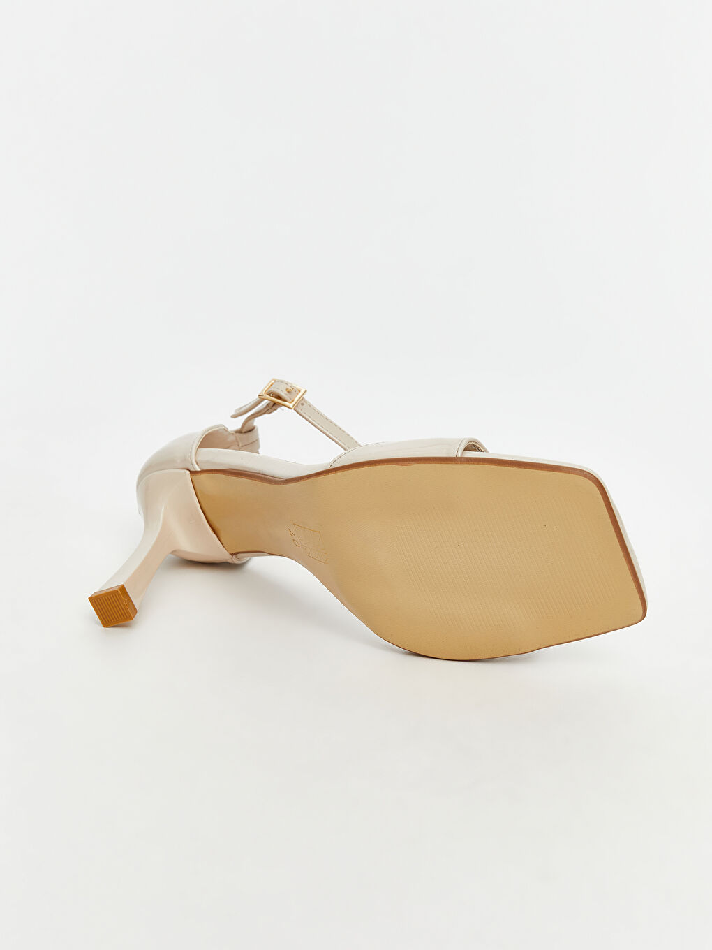 Bej Tek Bantlı Bilekten Bağlamalı Kadın Topuklu Ayakkabı-3