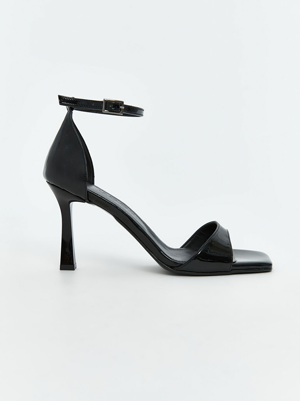 Siyah Tek Bantlı Bilekten Bağlamalı Kadın Topuklu Ayakkabı-2