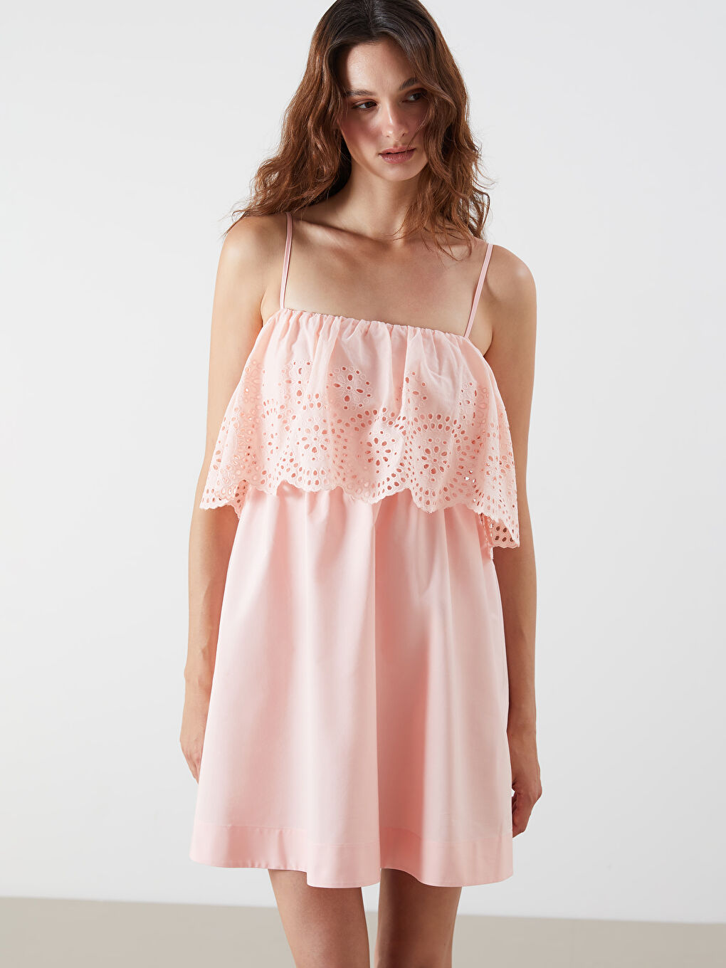 Pembe Kare Yaka Fırfırlı Poplin Mini Elbise