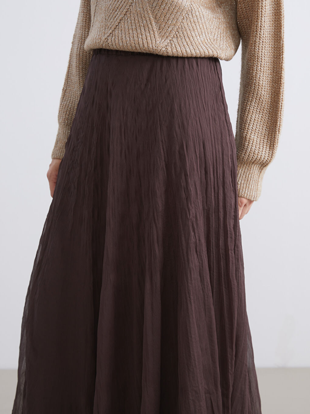 Kahverengi Beli Lastikli Pileli Etek-2