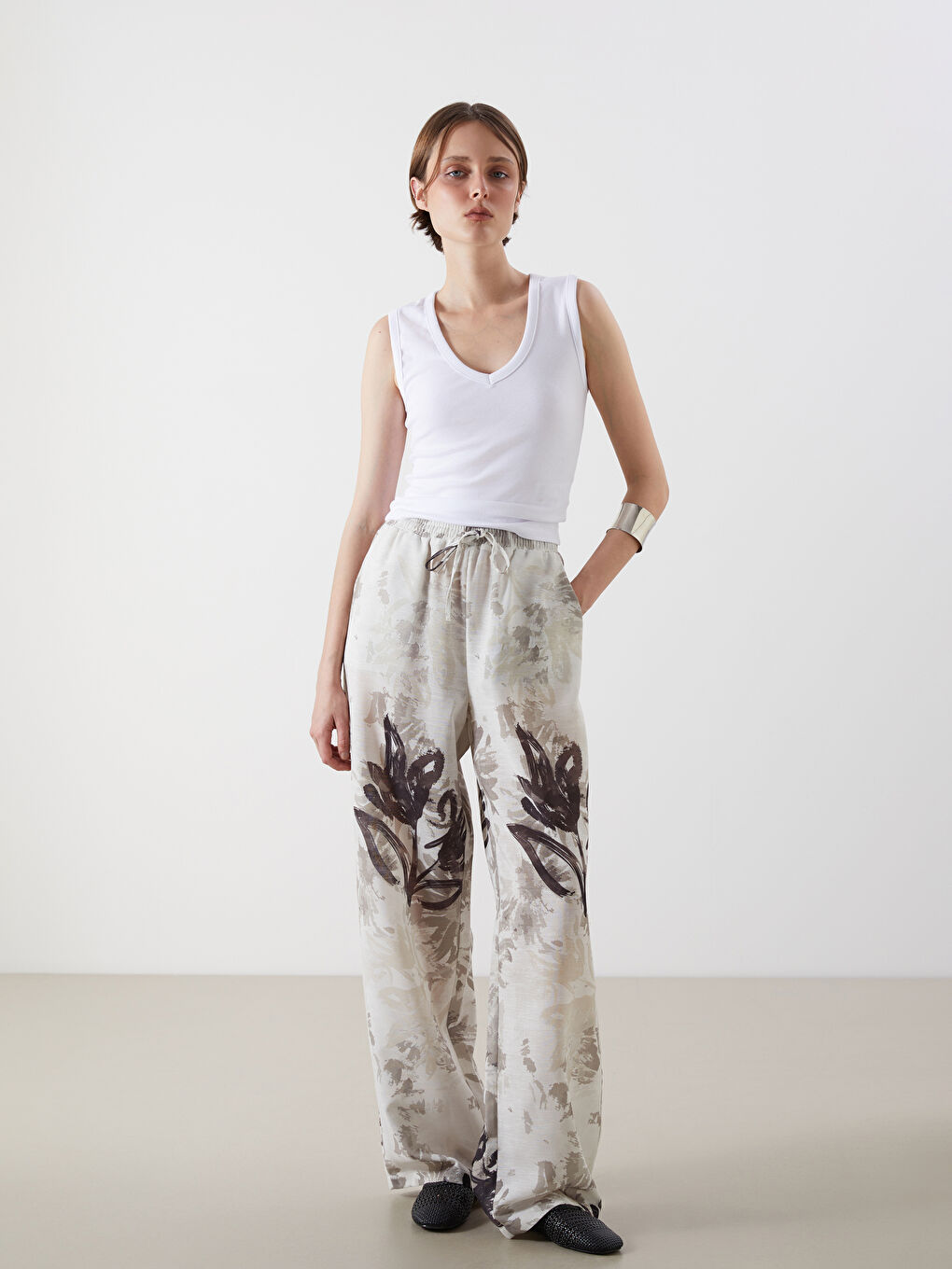 LCW Vision Elasticated Waist Floral Wide Leg Women's Trousers -S5PO14Z8-LQY