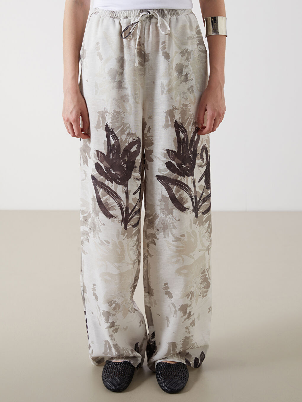 LCW Vision Elasticated Waist Floral Wide Leg Women's Trousers -S5PO14Z8-LQY