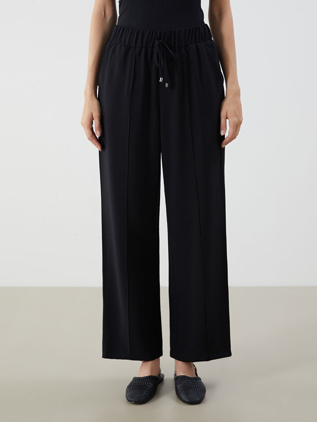 LCWAIKIKI Classic Elastic Waist Wide Leg Women's Trousers -S5PO54Z8-CVL