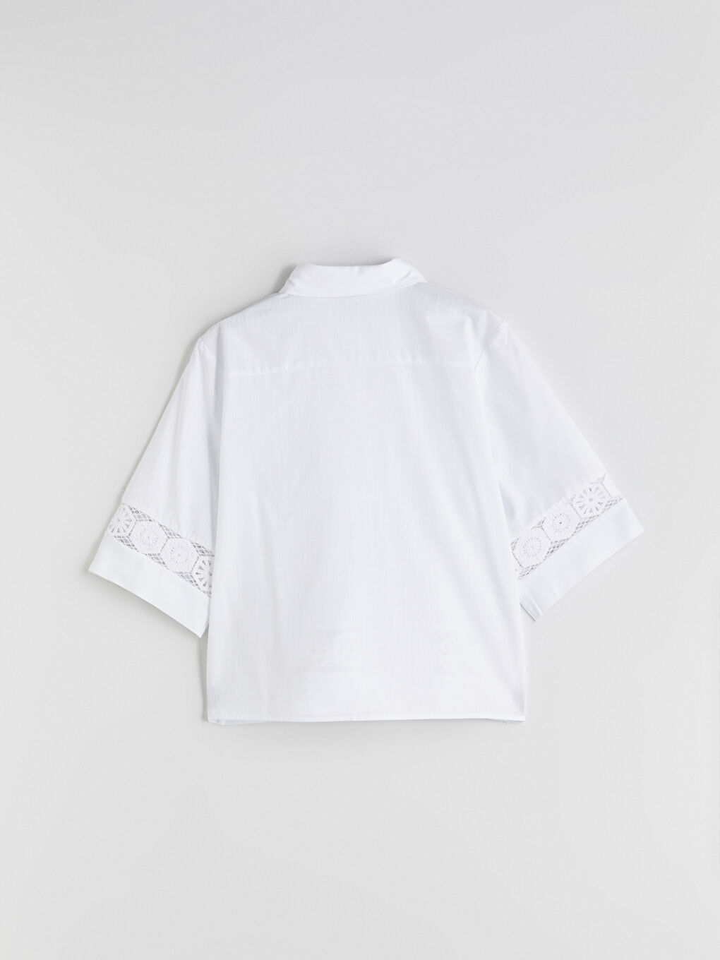LCWAIKIKI Classic Woman WHITE Shirt -S5PO63Z8-Q6K