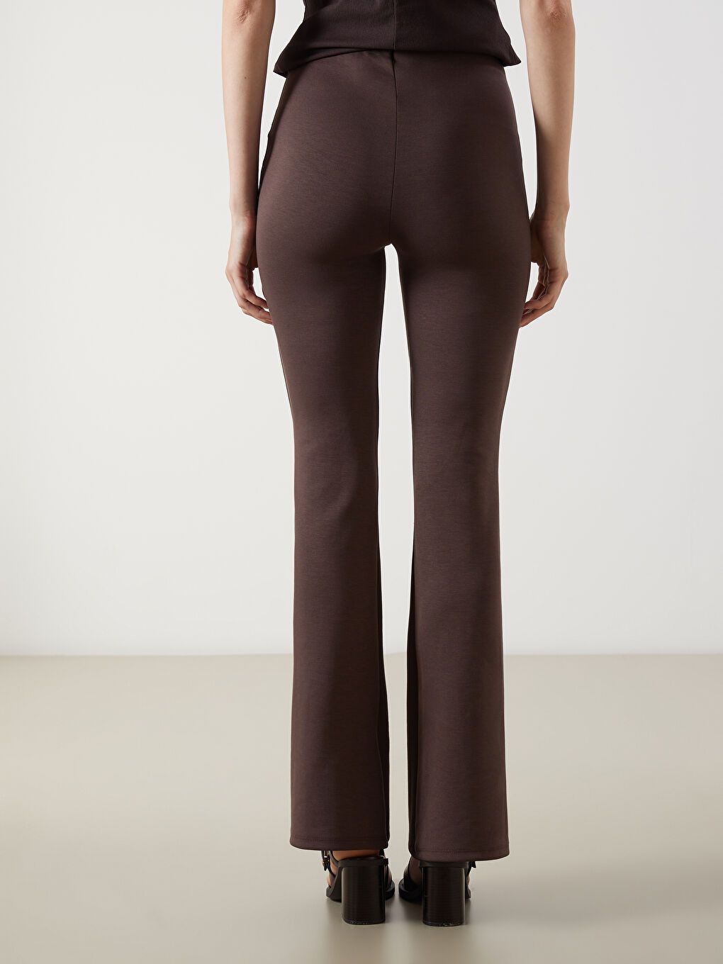 Kahverengi Beli Lastikli Kadın Tayt Pantolon-3