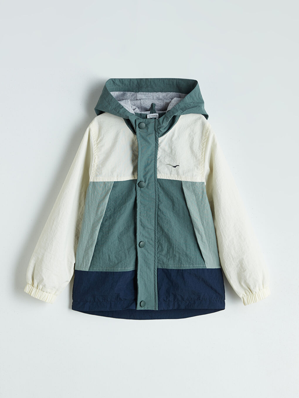 Yeşil Kapüşonlu Renk Bloklu Erkek Çocuk Yağmurluk