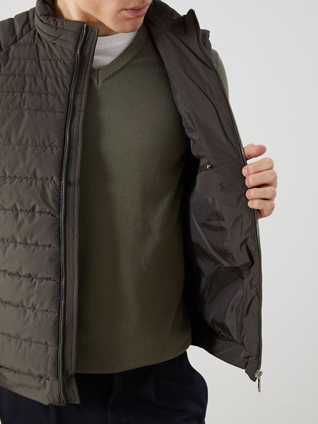 Standard Fit Funnel Neck Men's Puffer Gilet-7