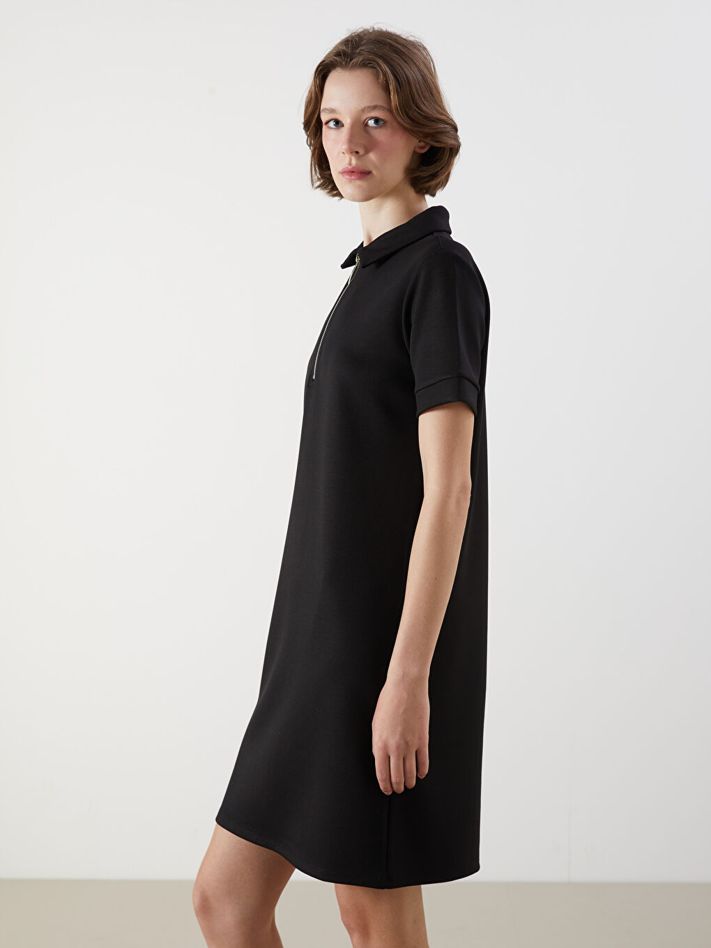 Siyah Polo Yaka Mini Elbise-1