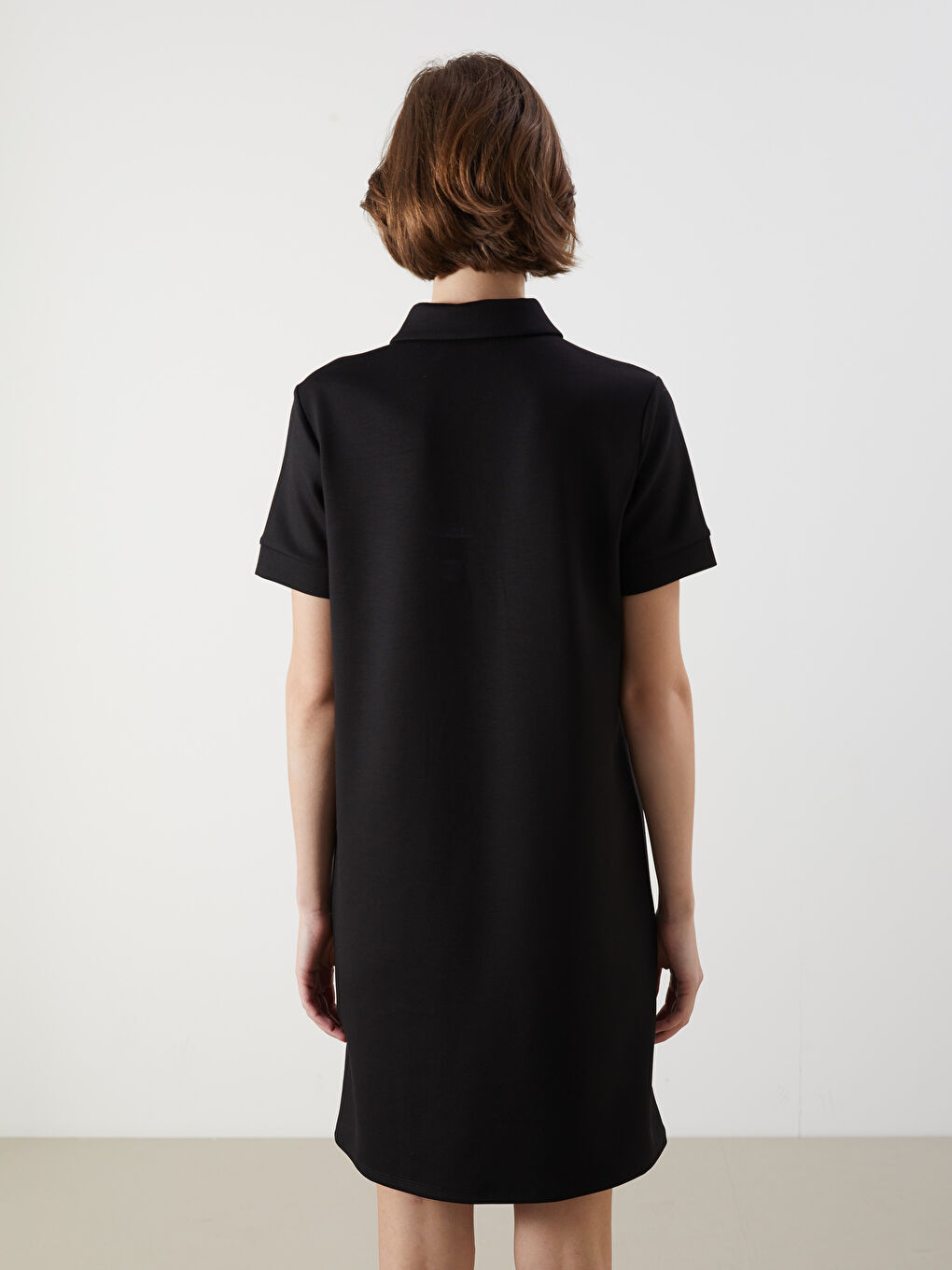 Siyah Polo Yaka Mini Elbise-3