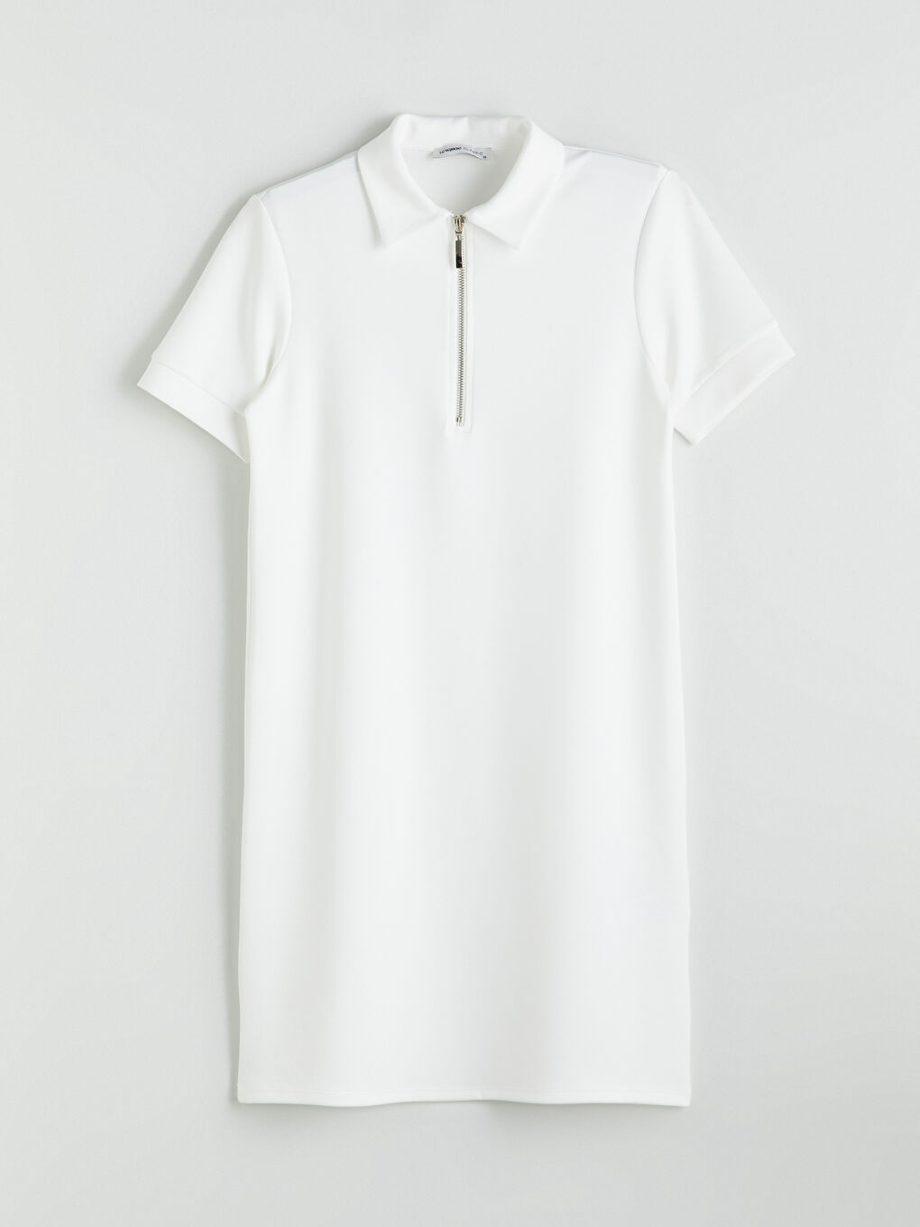 Beyaz Polo Yaka Mini Elbise-4