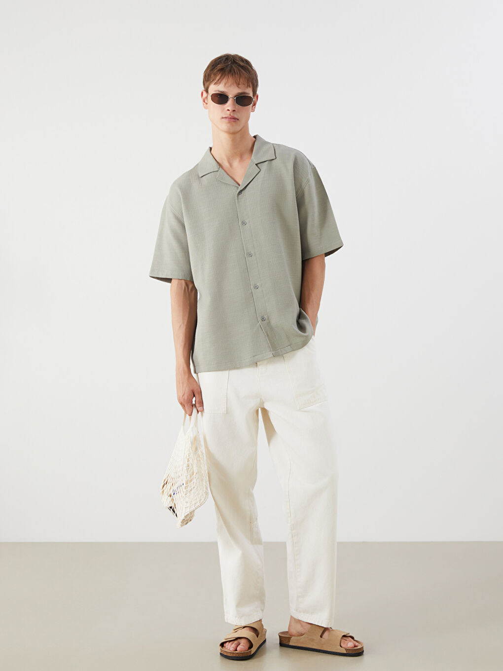 Haki Rahat Kalıp Resort Yaka Kısa Kollu Müslin Erkek Gömlek-2