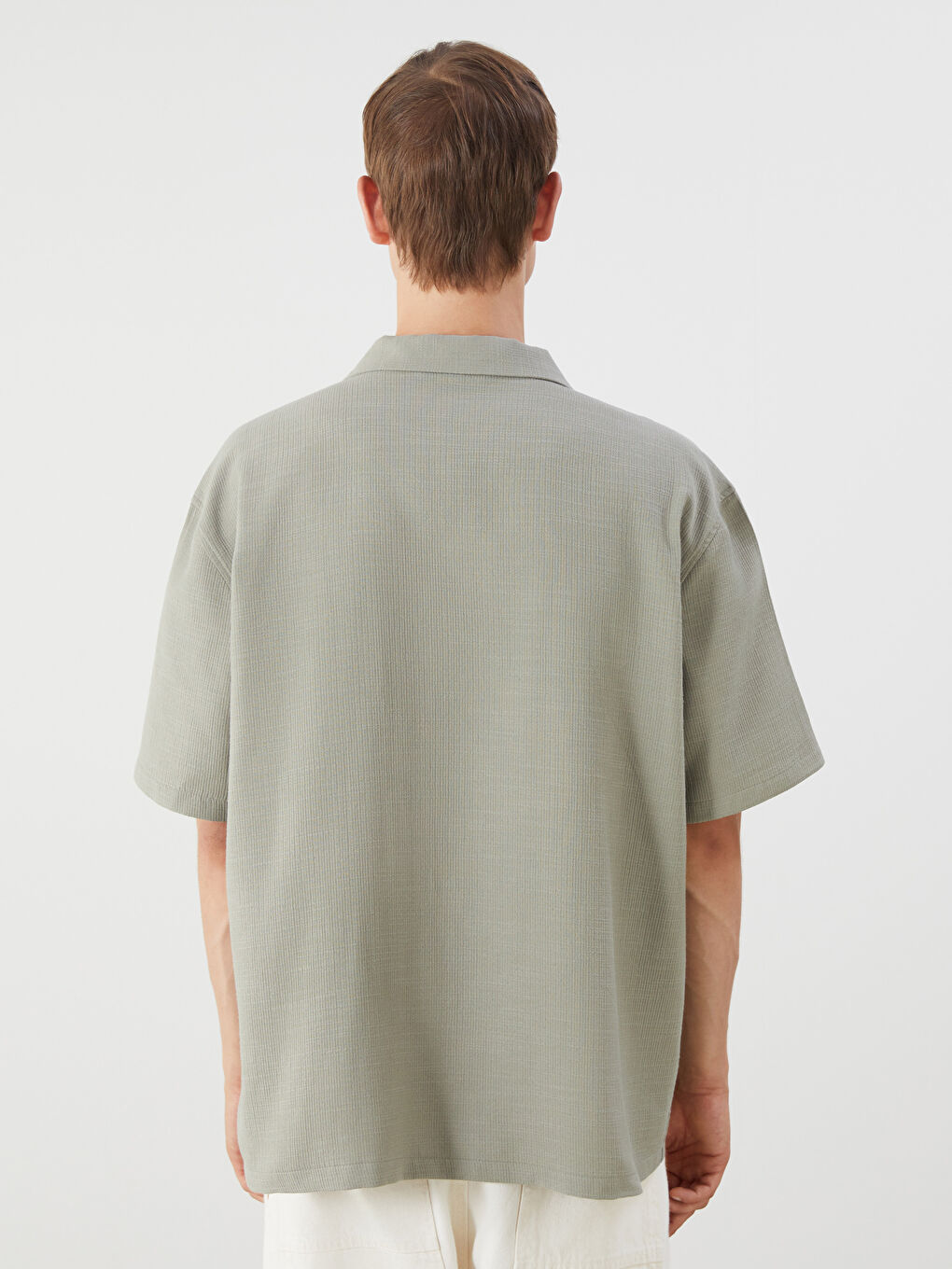 Haki Rahat Kalıp Resort Yaka Kısa Kollu Müslin Erkek Gömlek-6