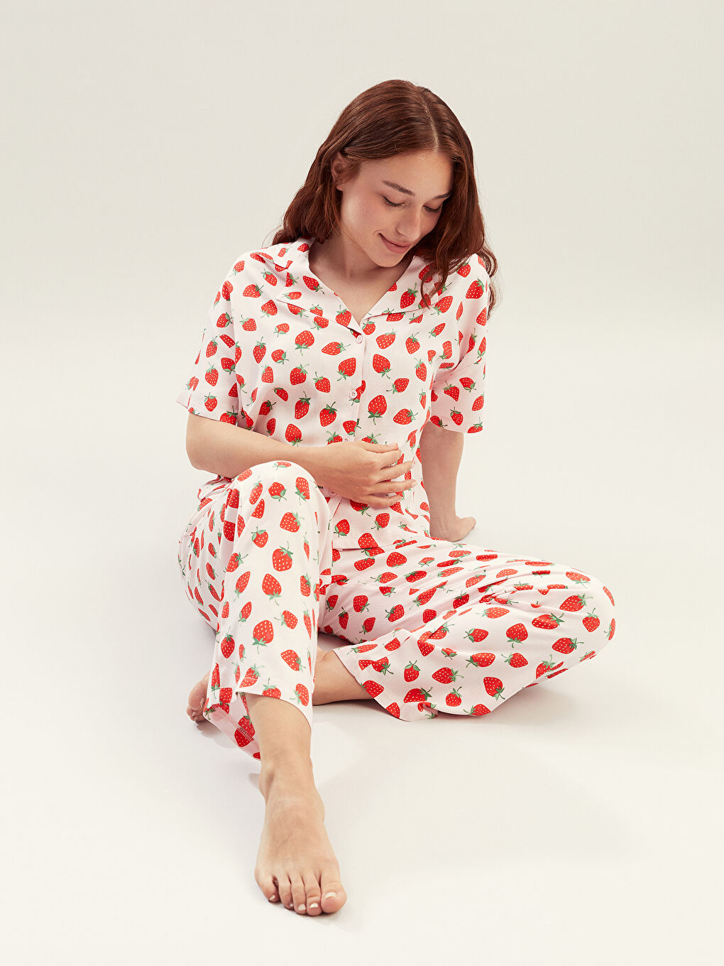Petite Collared Neck Printed Women's Pyjama Set -S5PR23Z8-LT4