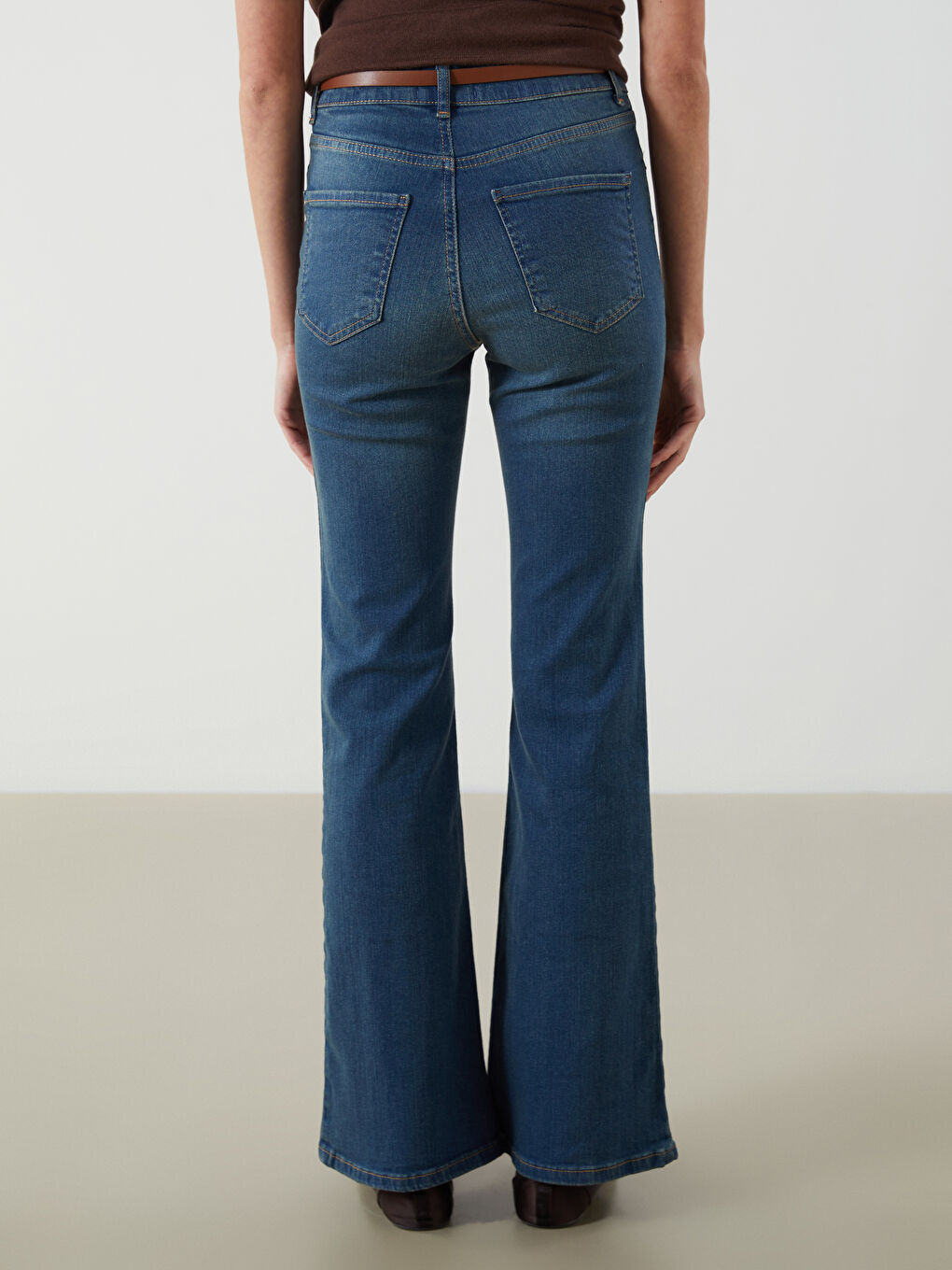 LCW Jeans Indigo Beli Kemerli Mars Flare Kadın Jean Pantolon - 3