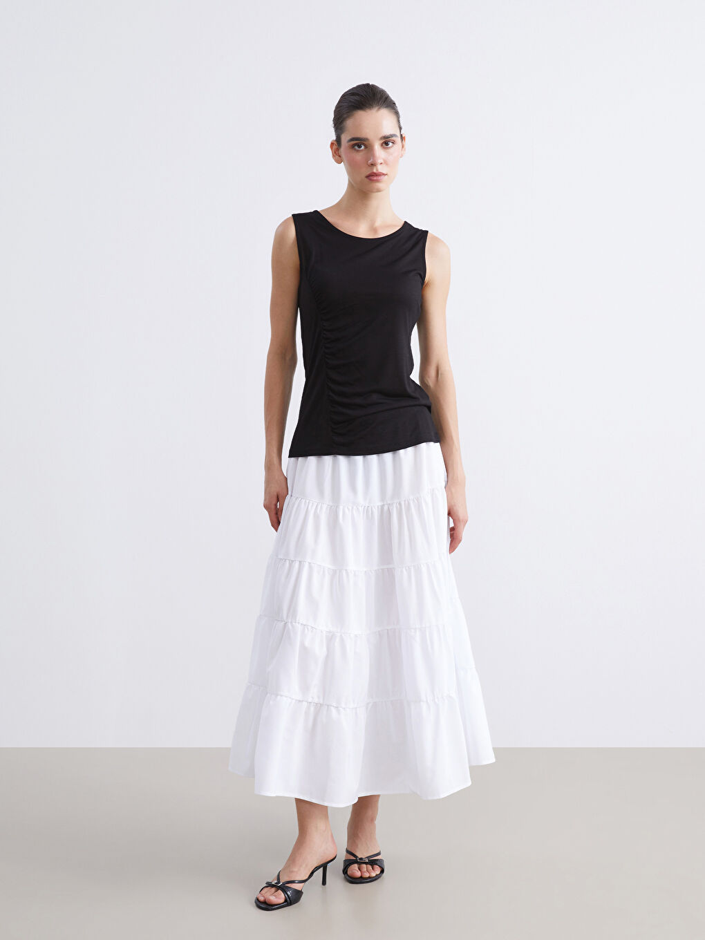 Siyah Bisiklet Yaka Büzgülü Bluz-1