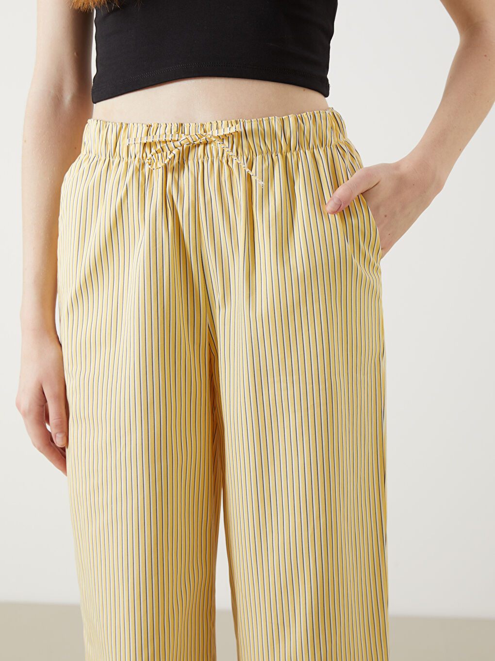 LC Waikiki Elastic Waist Striped Women's Trousers -S5PU83Z8-LKF