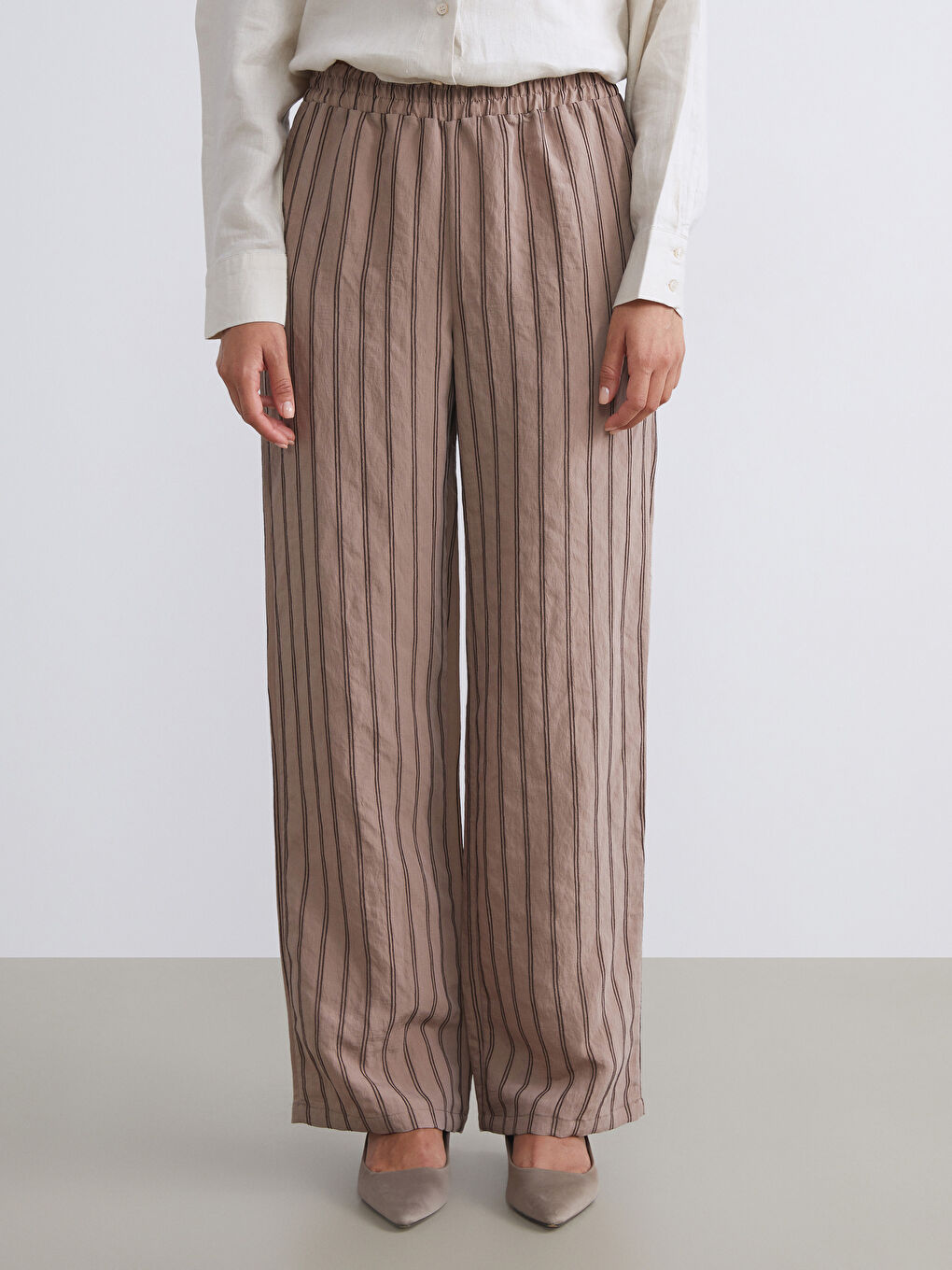 بنطلون للسيدات بخامة مزيج مودال بخصر مرن-2