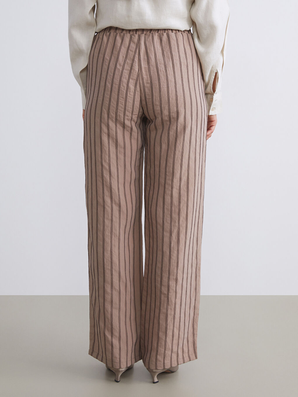 بنطلون للسيدات بخامة مزيج مودال بخصر مرن-6