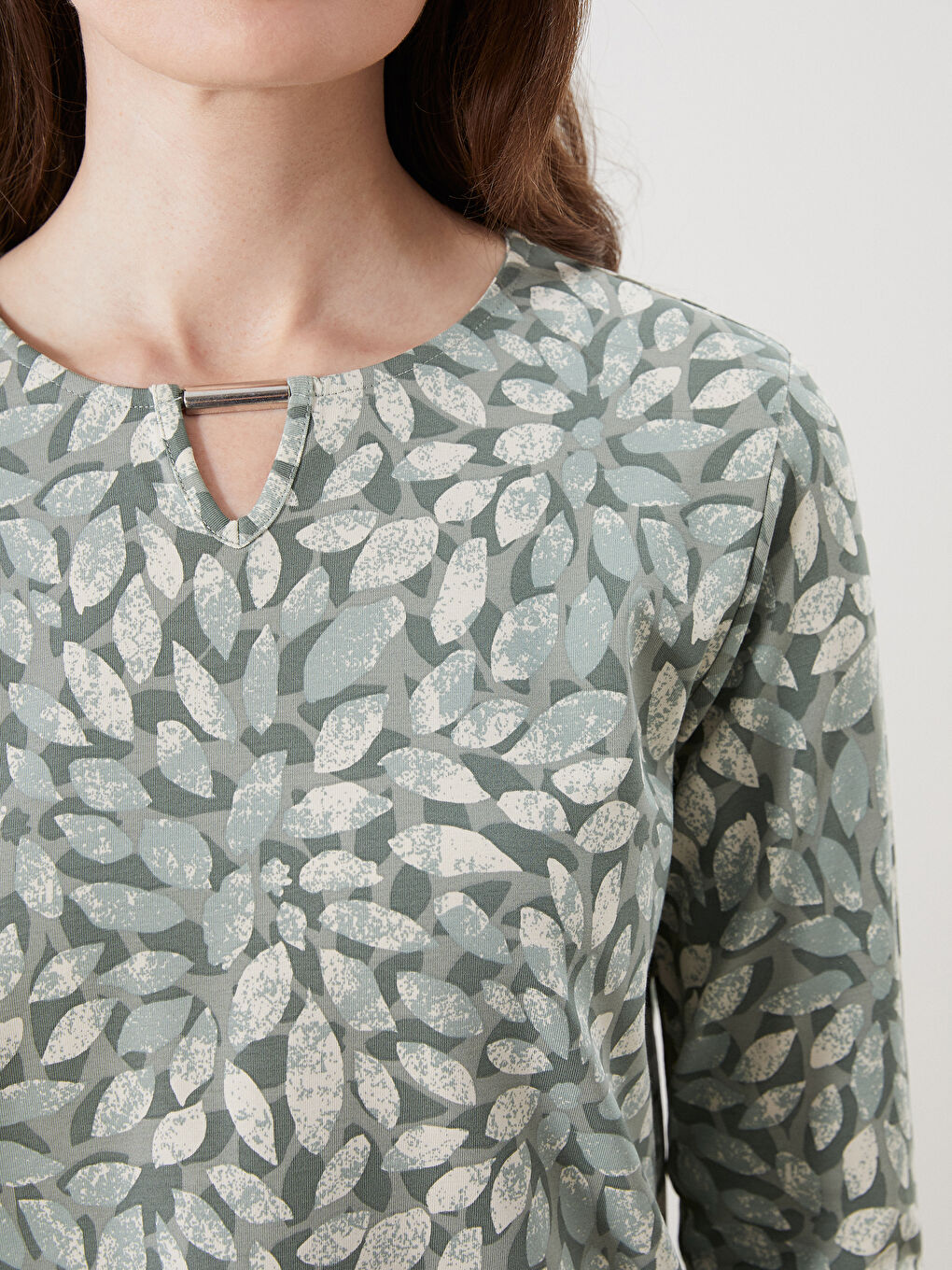 Yeşil Bisiklet Yaka Çiçekli Bluz-2