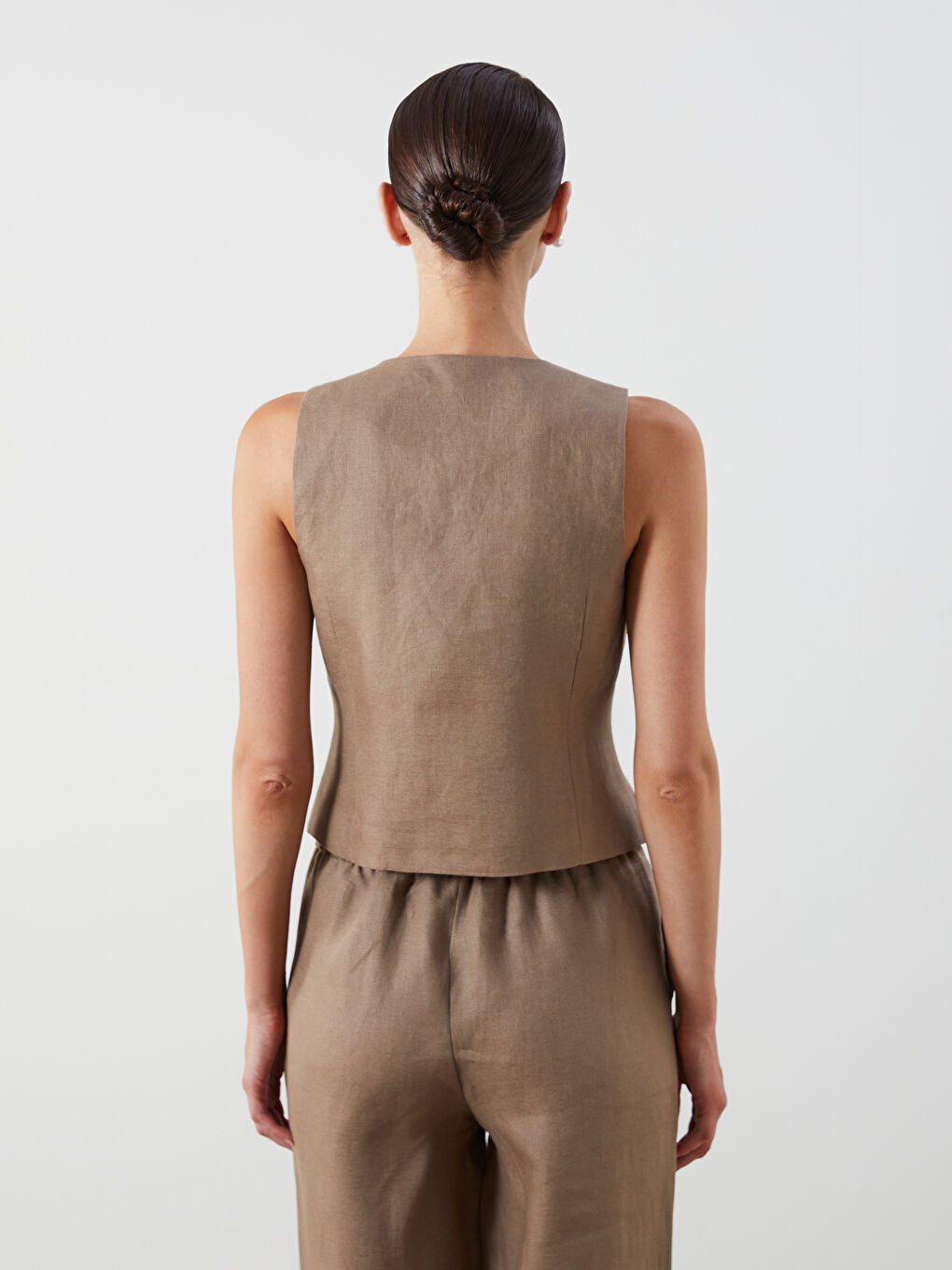 Kahverengi V Yaka %100 Keten Kadın Klasik Yelek-6