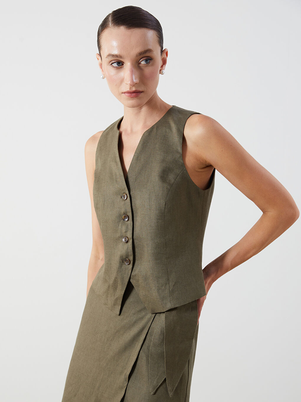 Haki V Yaka %100 Keten Kadın Klasik Yelek