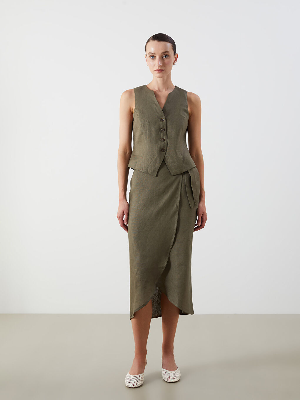 Haki V Yaka %100 Keten Kadın Klasik Yelek-1