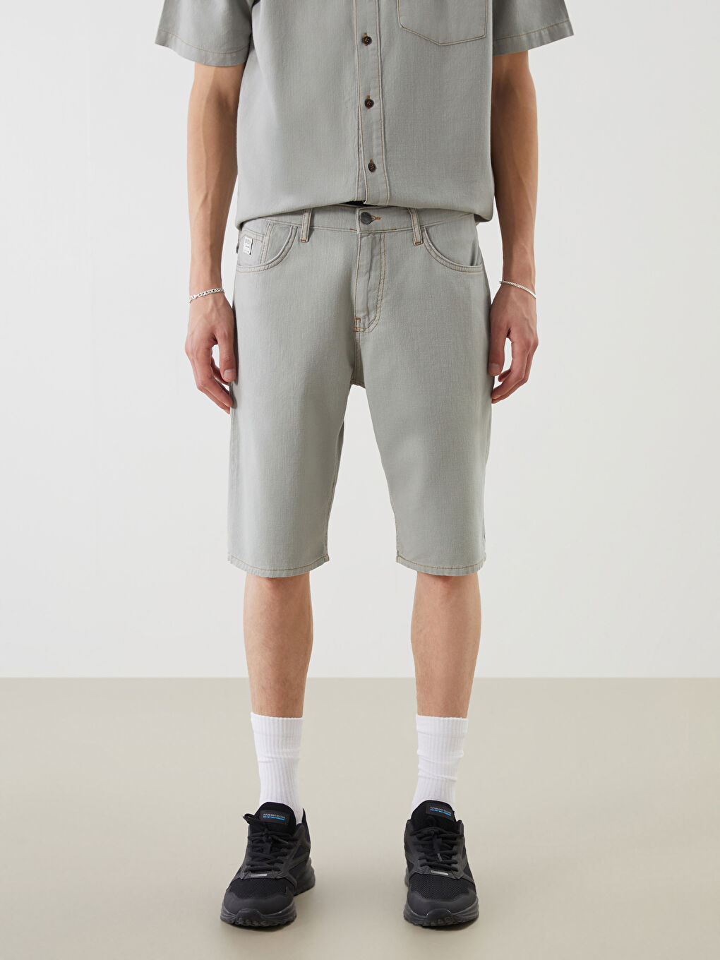 شورت جينز رجالي بقصة عادية-1