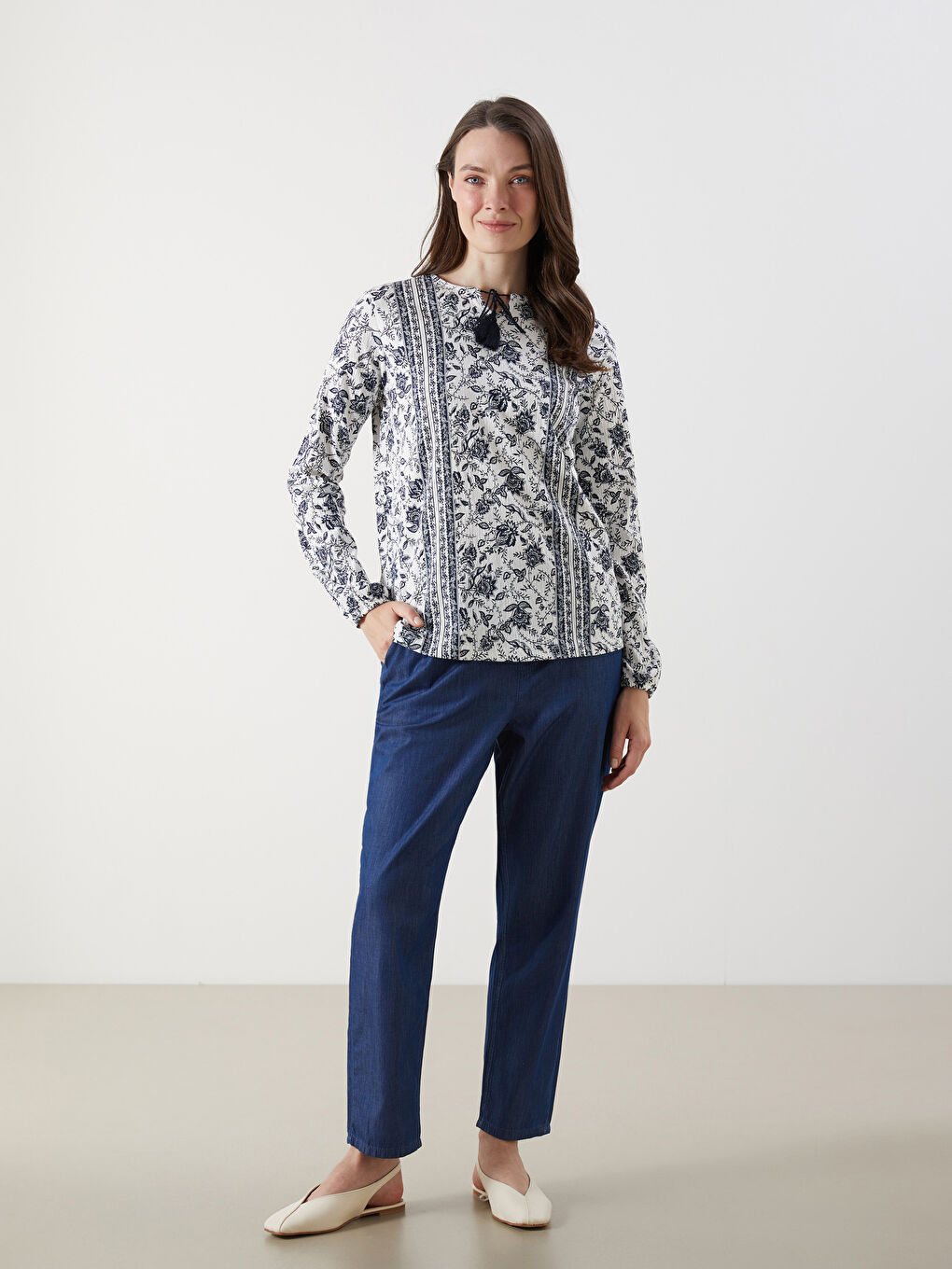 Tie Neck Floral Blouse -S5PY37Z8-LRA