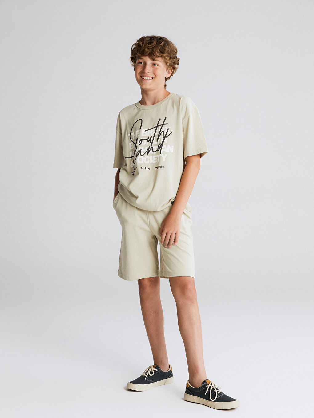 LCW Kids Crew Neck Boys' T-Shirt and Shorts -S5PY76Z4-G8L