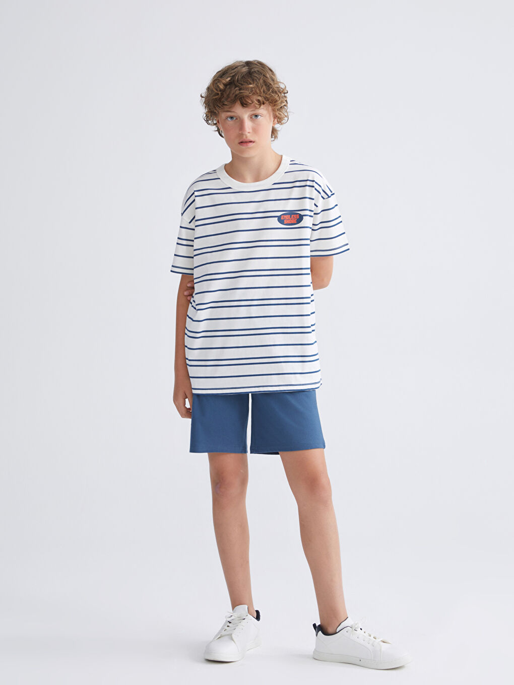 Crew Neck Boys' T-Shirt and Shorts