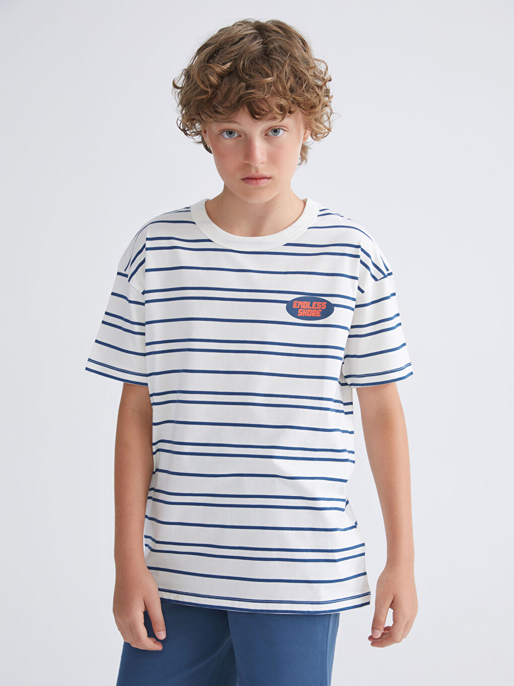 Crew Neck Boys' T-Shirt and Shorts-1