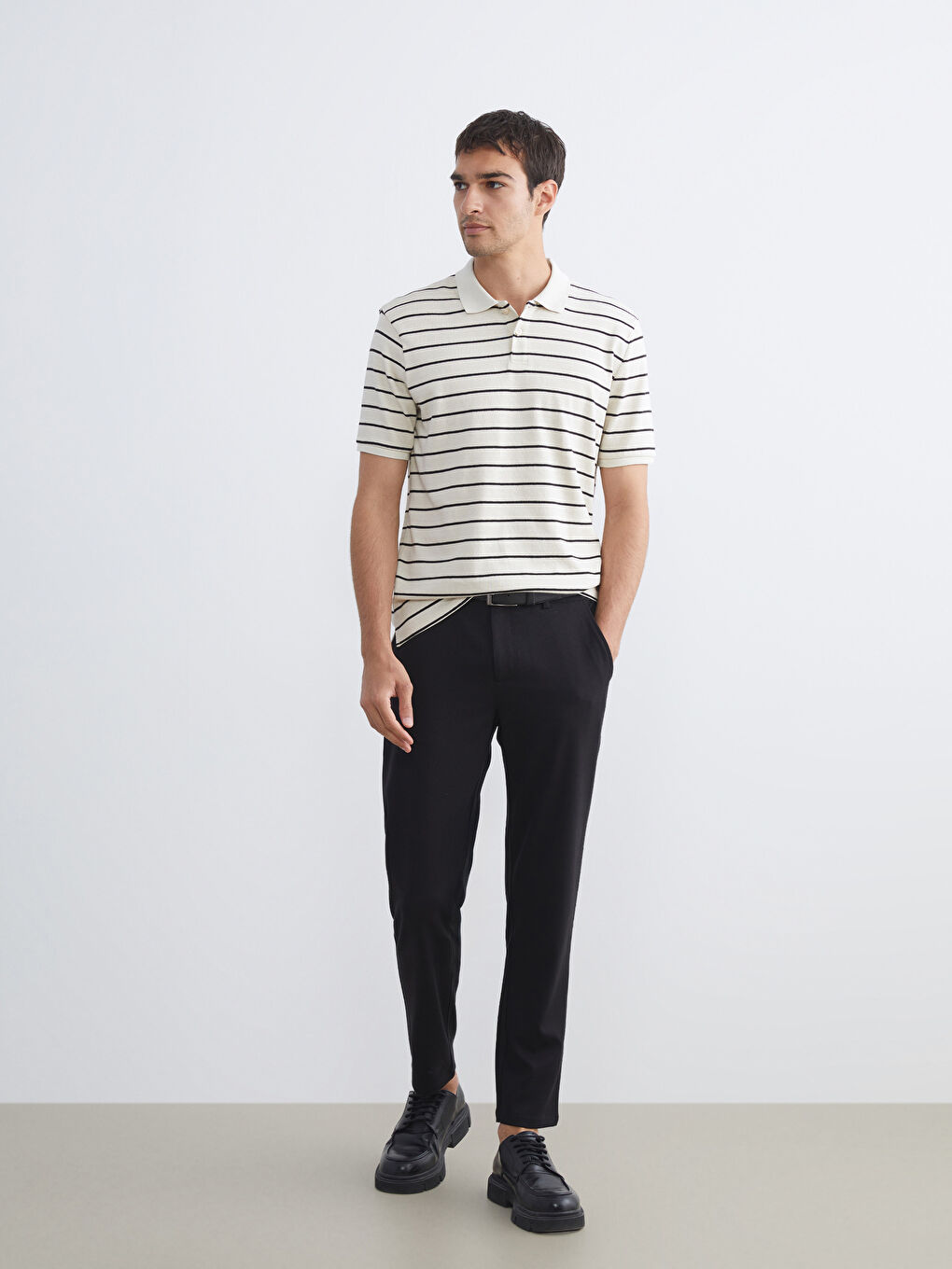 Siyah Polo Yaka Çizgili Penye Erkek Tişört-1