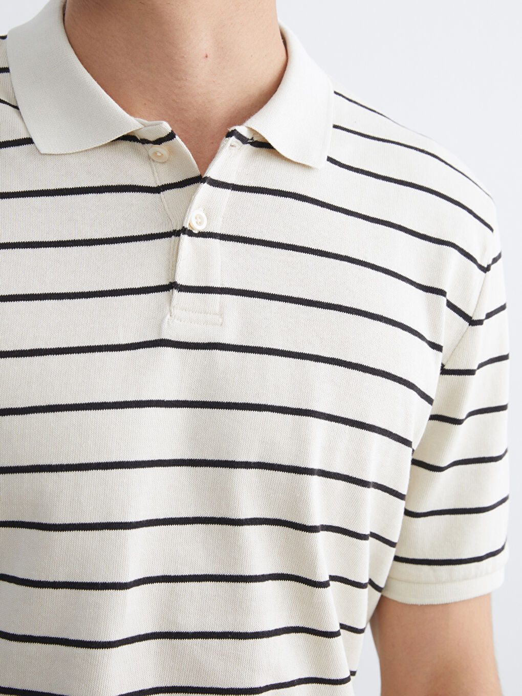 Siyah Polo Yaka Çizgili Penye Erkek Tişört-2