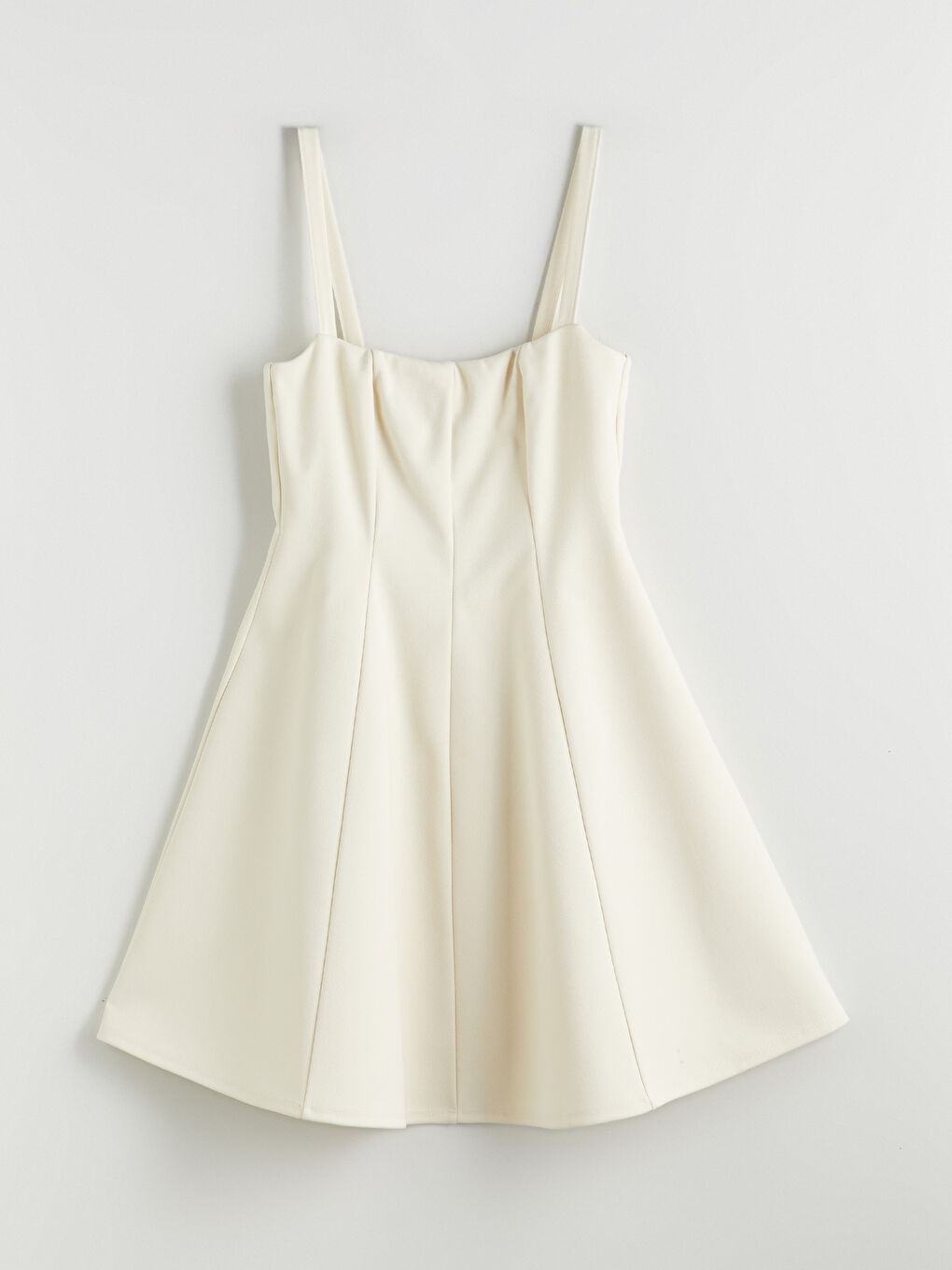 Ekru Kare Yaka Askılı Belden Oturtmalı Mini Elbise-4