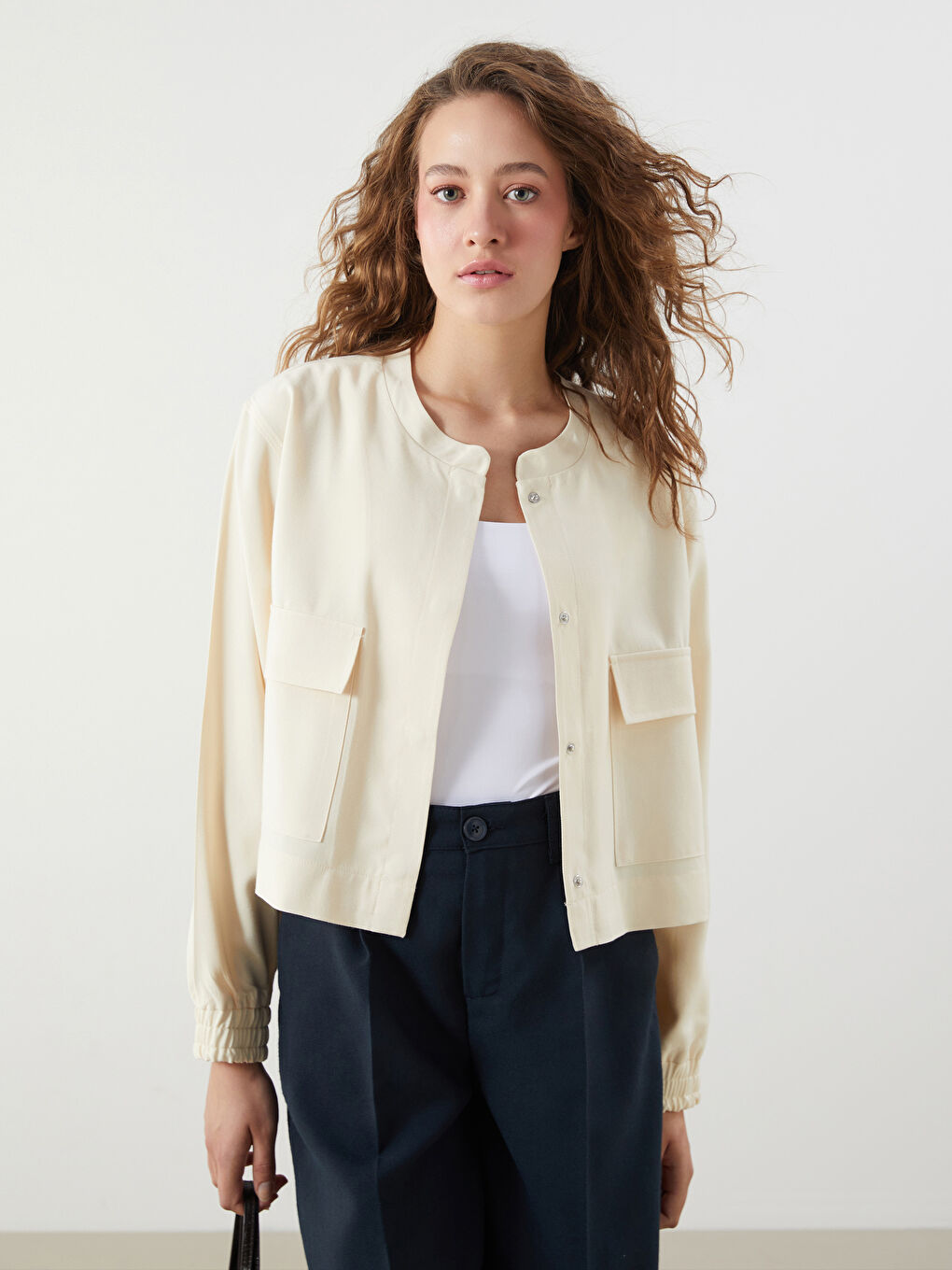 LCWAIKIKI Classic Crew Neck Women's Jacket -S5Q240Z8-FQQ