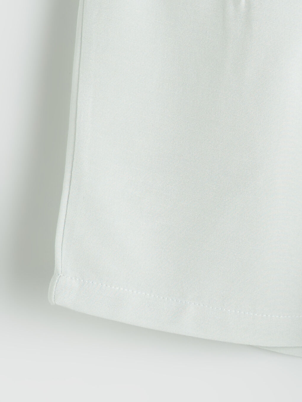 Gri Beli Lastikli Keten Karışımlı Kız Çocuk Şort-1