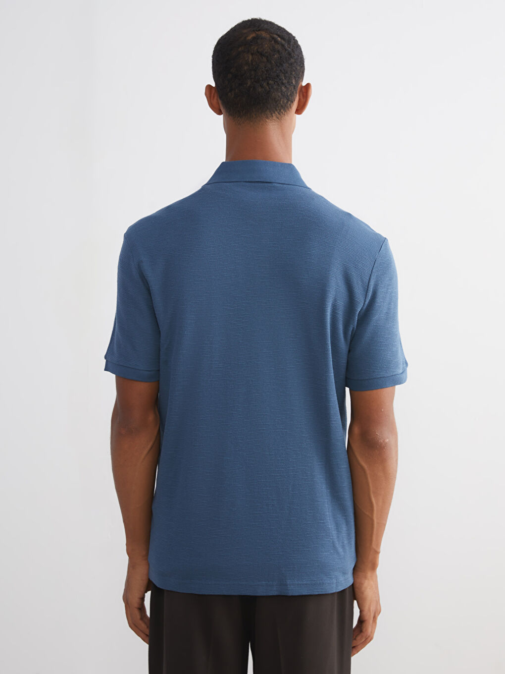 تي شيرت برقبة بولو وكم قصير رجال-3