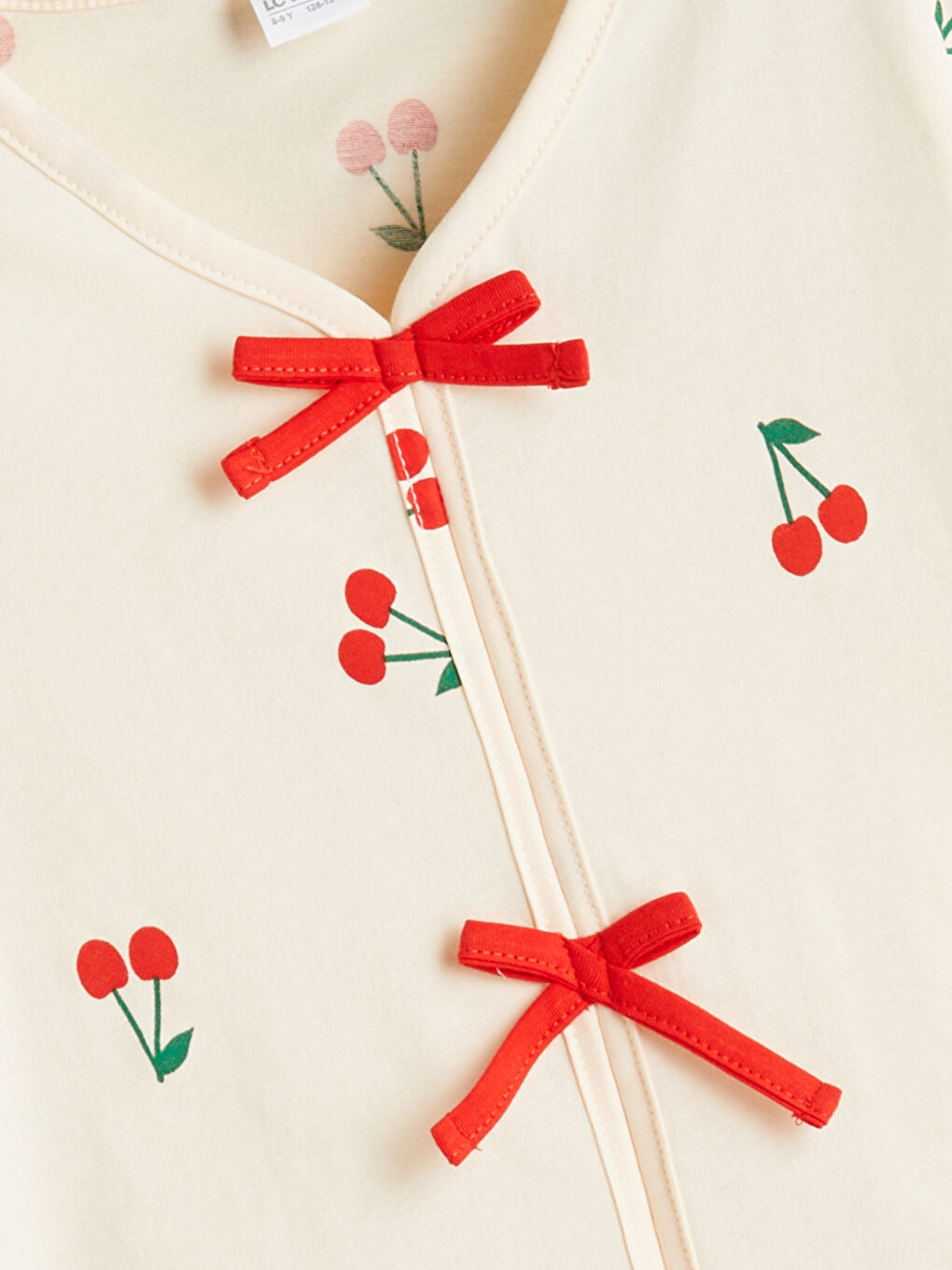 Ekru V Yaka Fiyonk Detaylı Kız Çocuk Pijama Üst-1