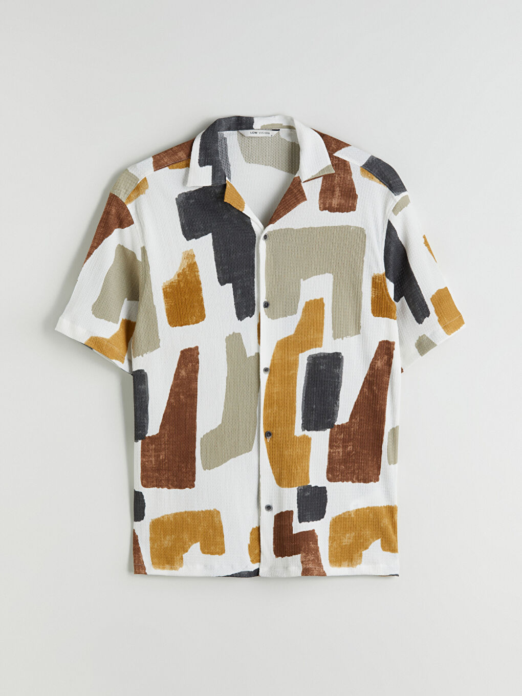 Beyaz Regular Fit Resort Yaka Kısa Kollu Desenli Viskon Erkek Gömlek