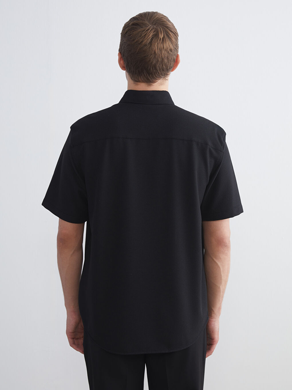 Siyah Regular Fit Kısa Kollu Erkek Gömlek-3