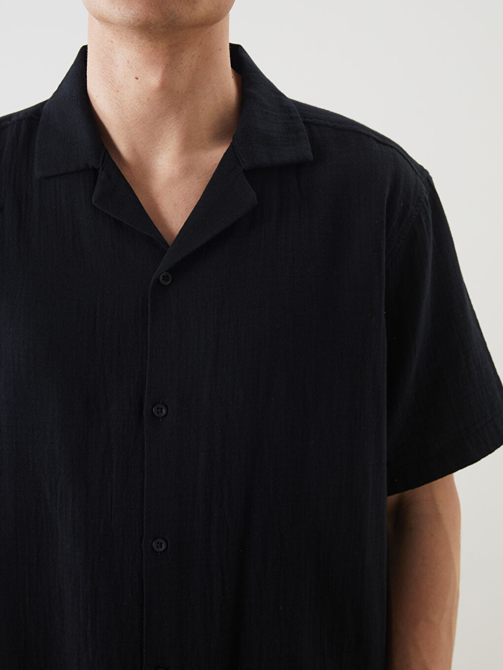 Siyah Standart Fit Kısa Kollu Erkek Gömlek-7