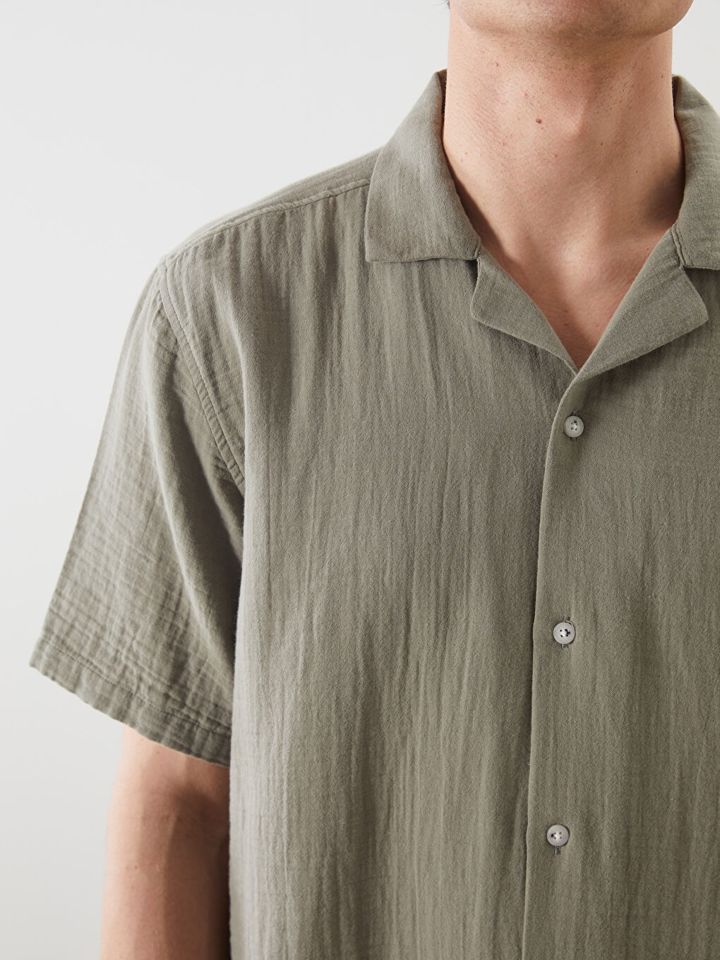 Haki Standart Fit Kısa Kollu Erkek Gömlek-2